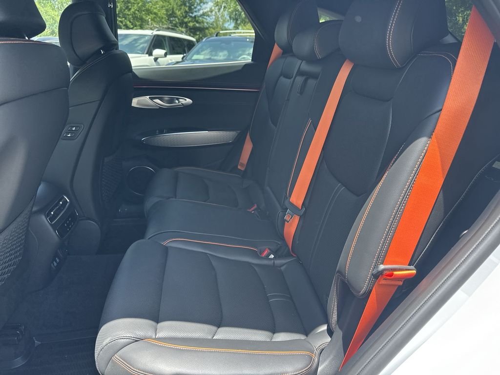 New 2026 White Genesis 2.5T SPORT PRESTIGE image 26