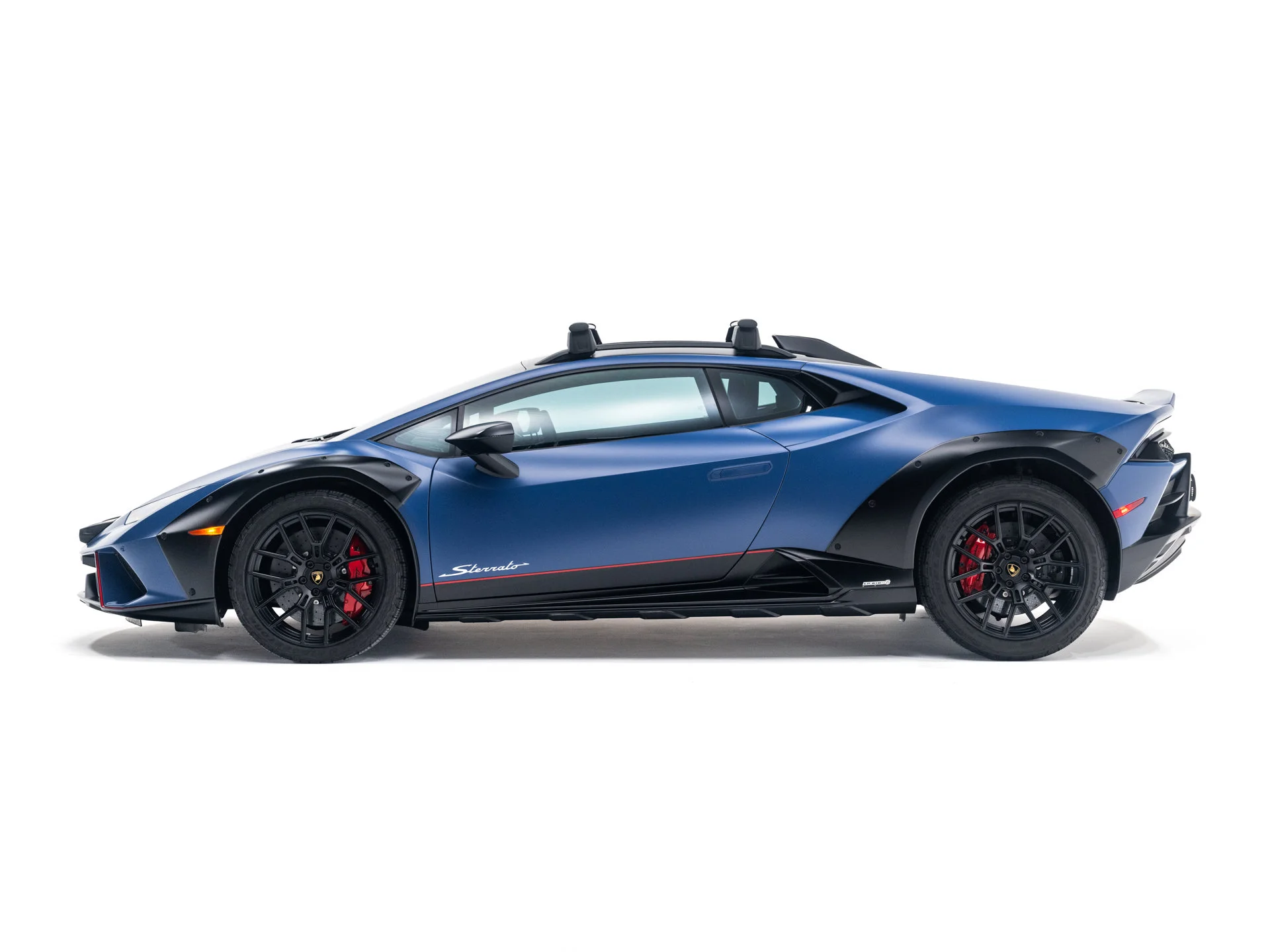 Used 2023 Blu Grifo Matte Lamborghini  image 3