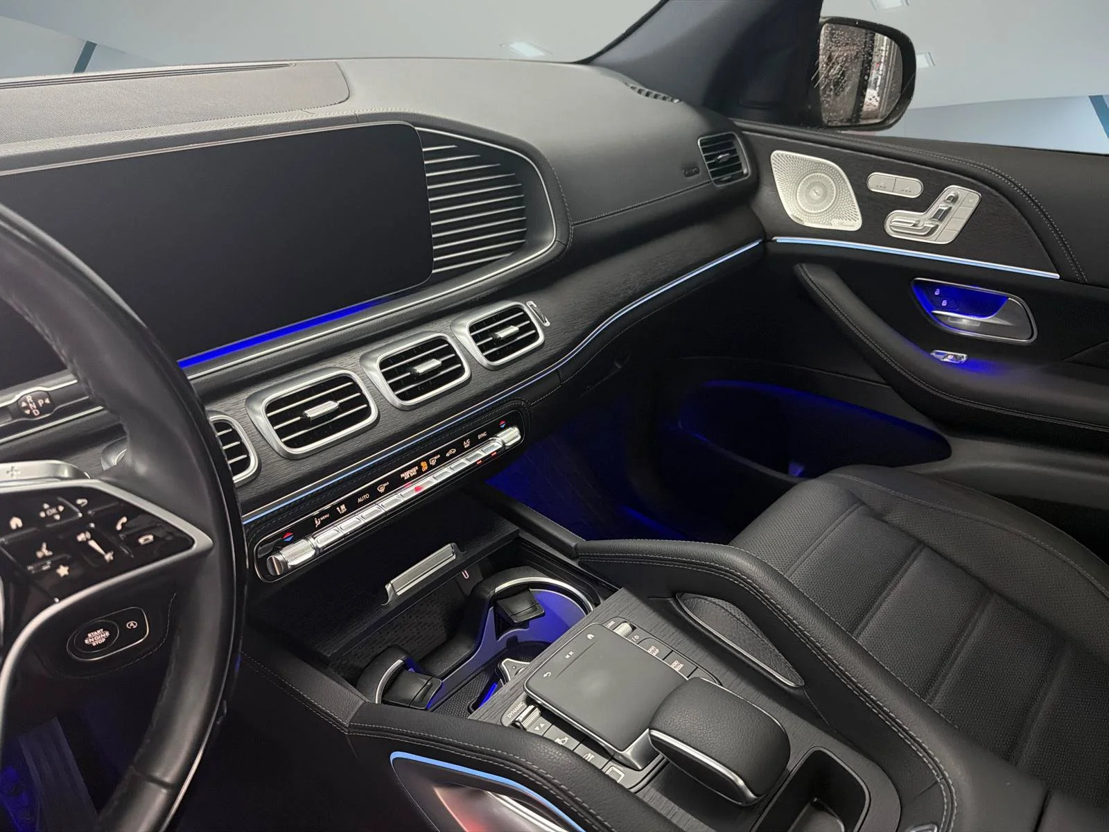 Certified Used 2025 Grey Mercedes-Benz GLE 450 image 30