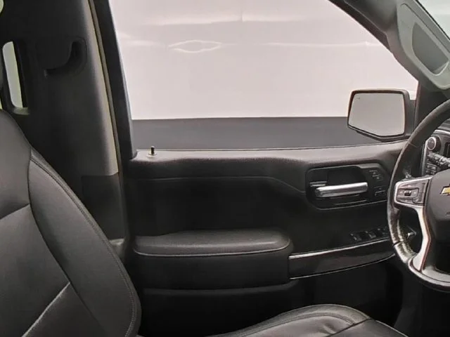 Used 2021 Silver Chevrolet LTZ image 34