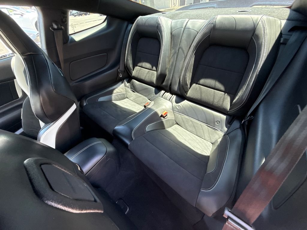 Used 2020 Red Ford Shelby GT500 image 18