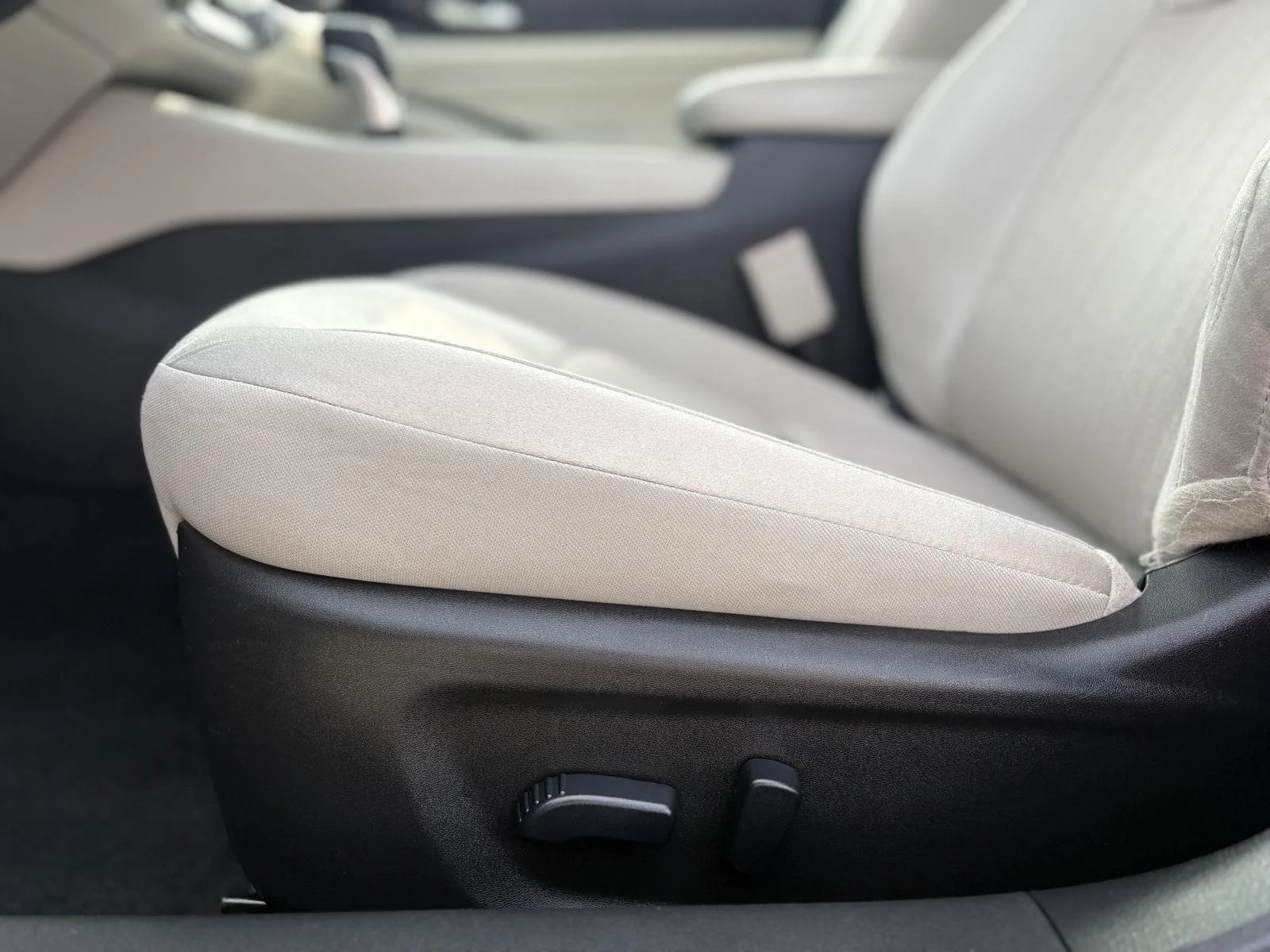 2025 Nissan Altima SV - Photo 11