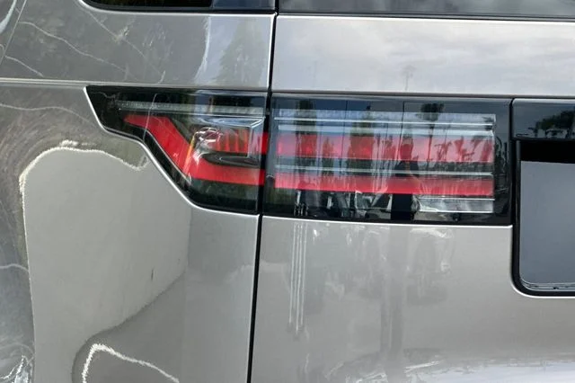 Certified Used 2025 Brown Land Rover Dynamic SE image 25
