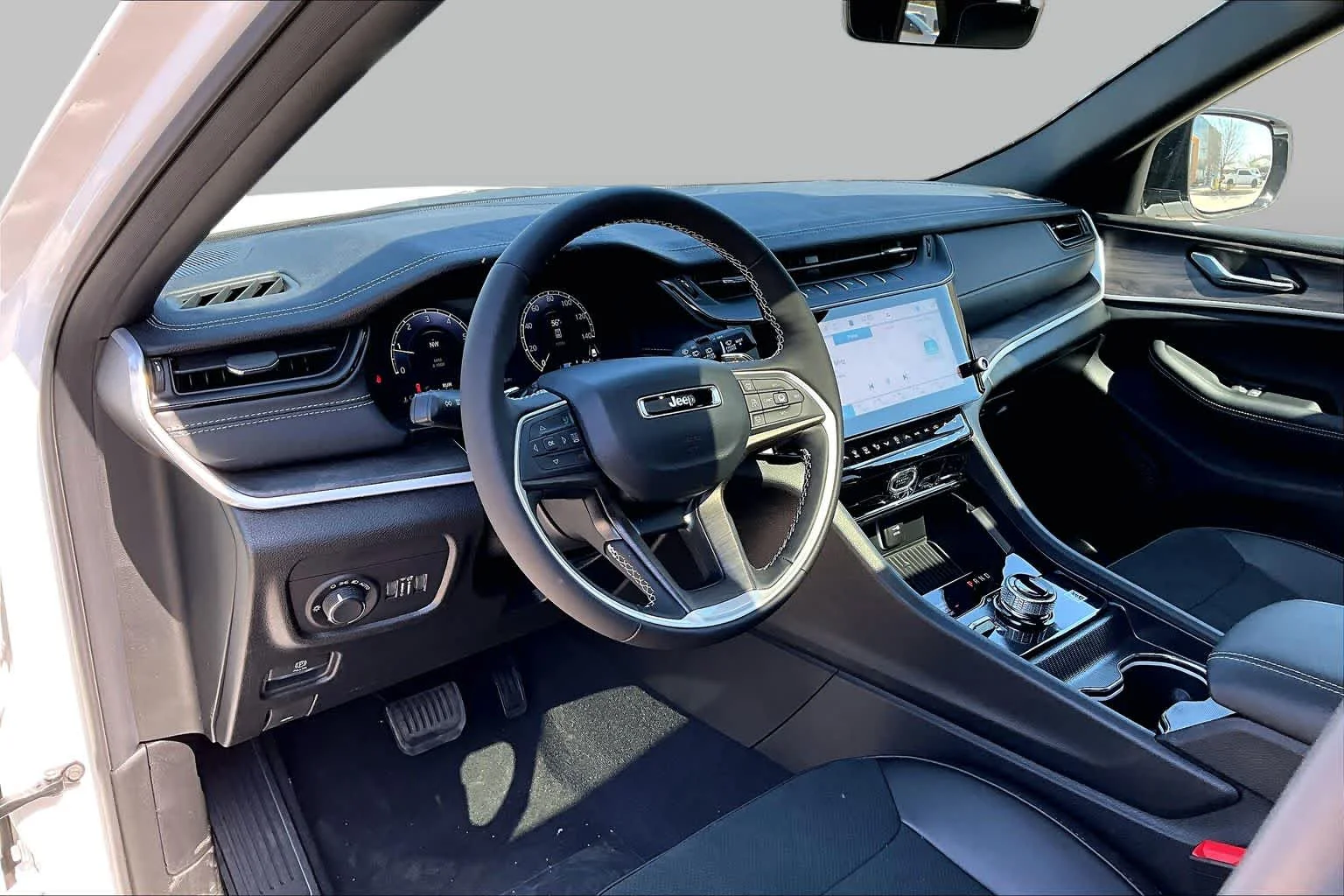 2026 Jeep Grand Cherokee Laredo - Photo 8