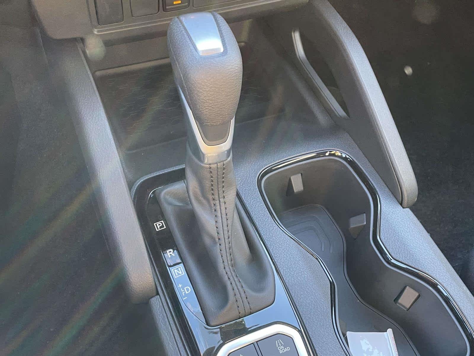 New 2026 Boulder Gray Pearl Nissan SV image 27