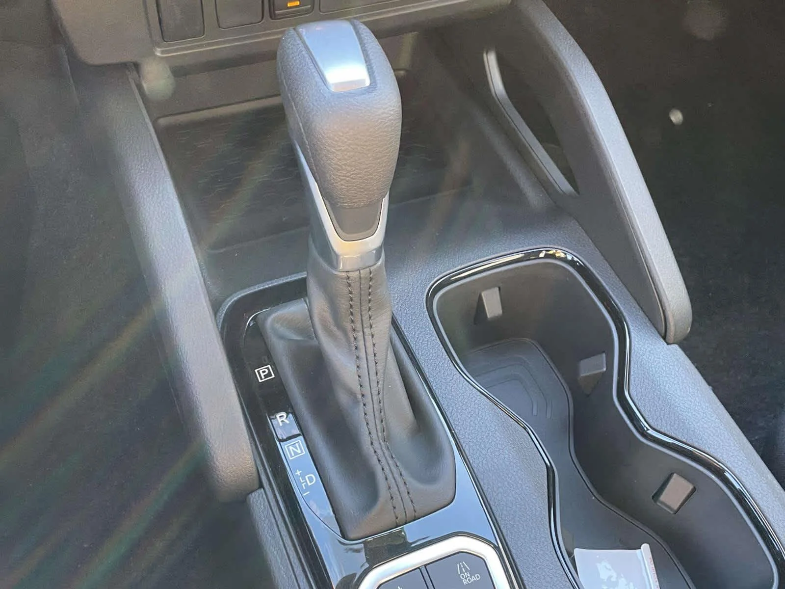New 2026 Boulder Gray Pearl Nissan SV image 27