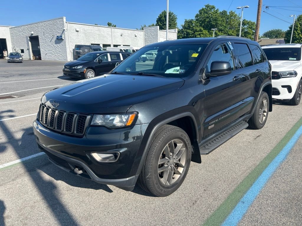 Used 2016 Black Jeep Laredo image 1