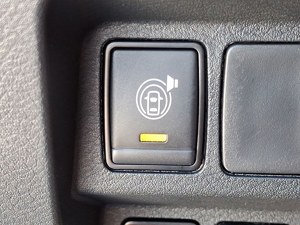 New 2026 Gun Metallic Nissan Crew Cab SV image 17