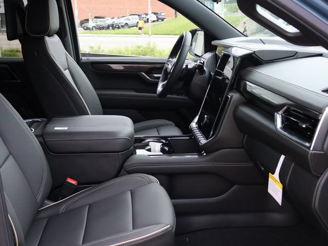 2026 GMC Yukon Elevation - Photo 7