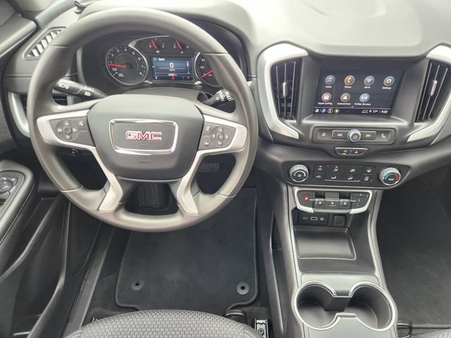 Used 2024 Downpour Metallic GMC SLE image 28