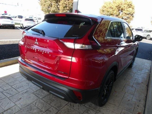 2026 Mitsubishi Eclipse Cross LE - Photo 7