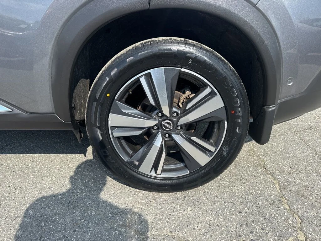 Used 2023 Gray Nissan SL image 34