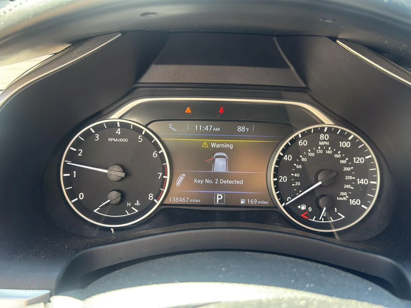 Used 2017 Pearl White Nissan SL image 11