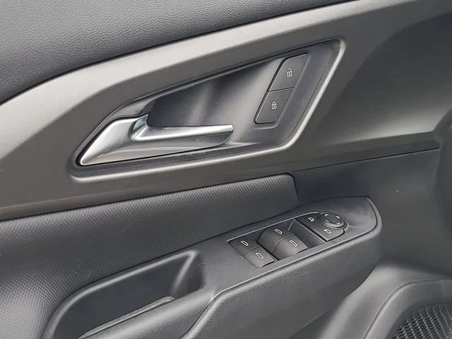 New 2026 Black Chevrolet LT image 19