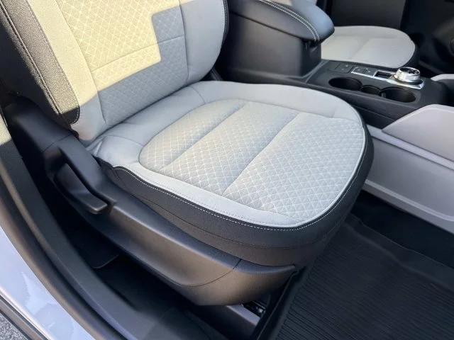 New 2026 Oxford White Ford Active® image 13