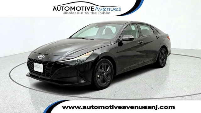 2022 Hyundai Elantra SEL IVT