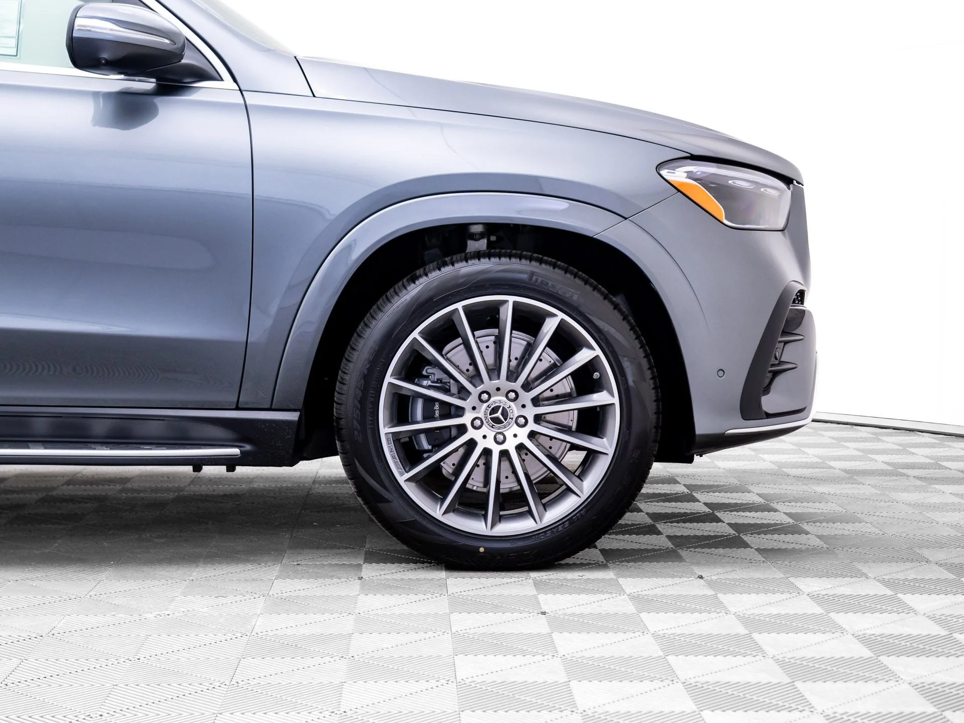 New 2026 Gray Mercedes-Benz GLE 450 image 36