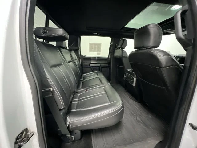 Used 2018  Ford XLT image 27