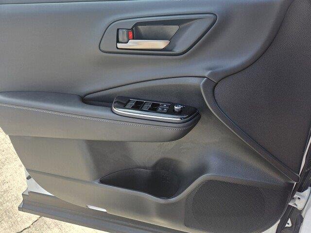 Used 2026 Oxygen White Toyota XLE image 21
