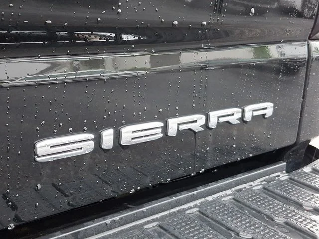 Used 2023 Black GMC Denali image 31