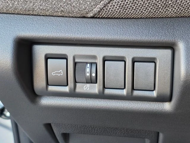 New 2026 ICE SILVER METALLIC Subaru Premium image 40