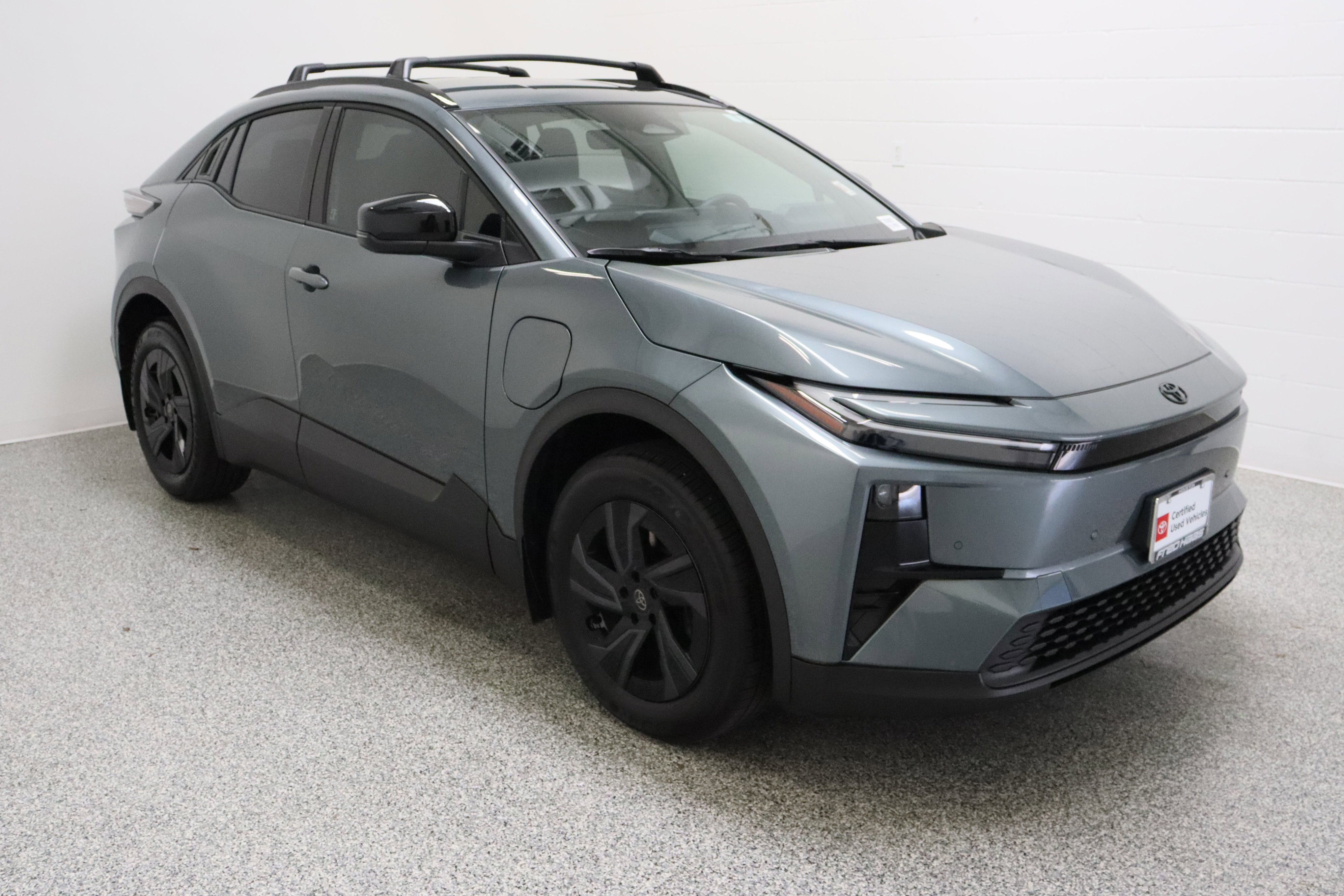 Certified Used 2026 OVERCAST Toyota SE (Electric) image 4