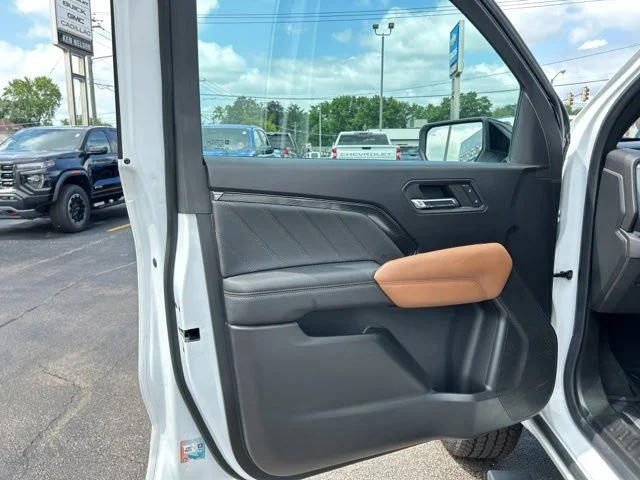 2023 GMC Canyon AT4 - Photo 24