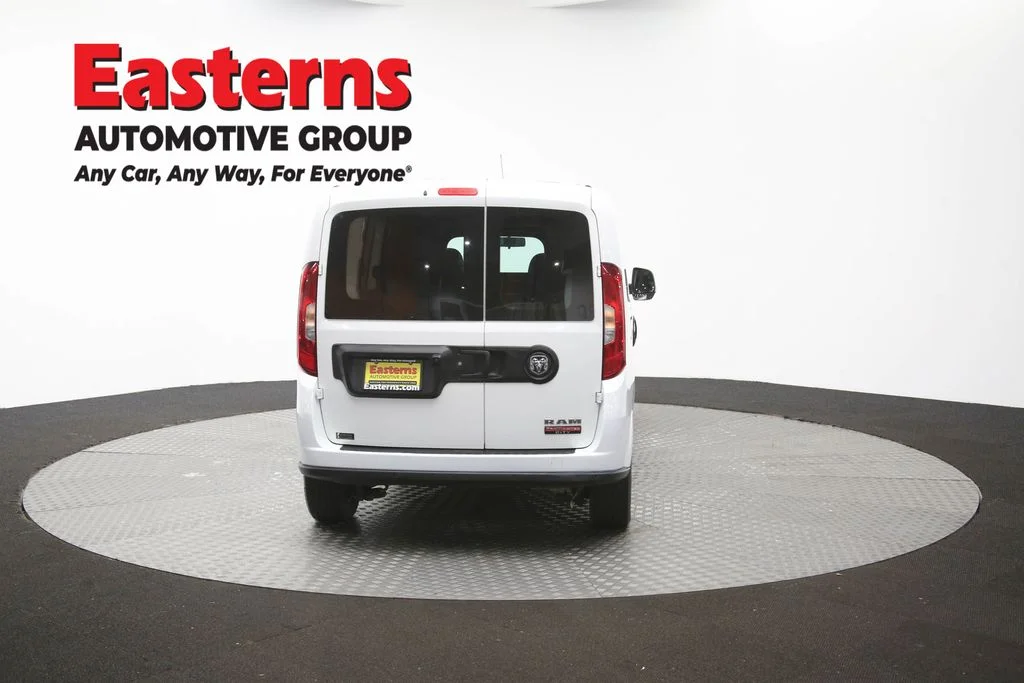 Used 2022 White Ram Base image 37