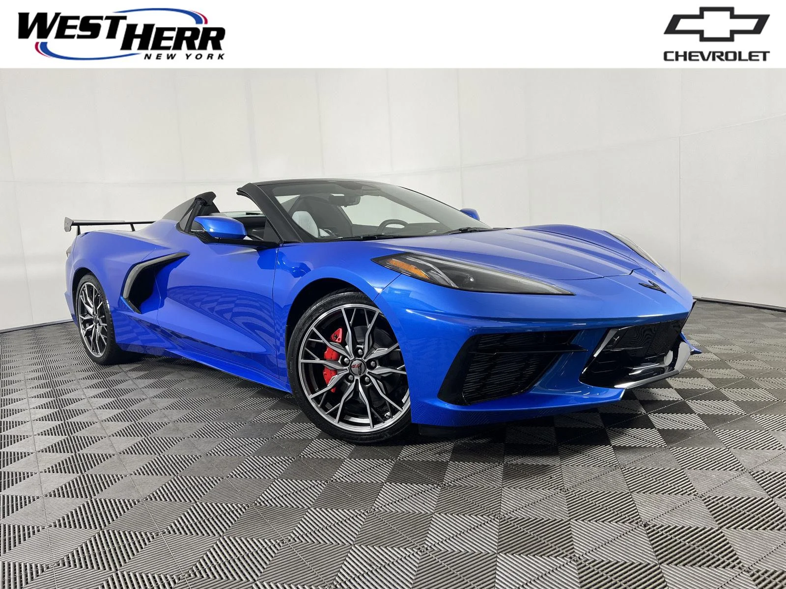 Used 2025 Riptide Blue Metallic Chevrolet 2LT image 1