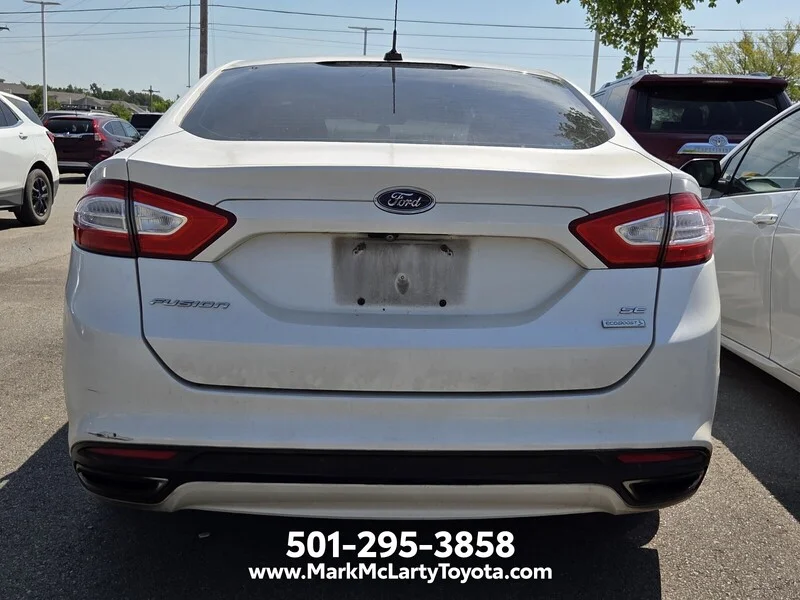 Used 2014  FORD SE image 4