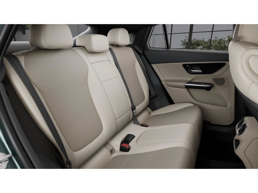New 2027 Verde Silver Metallic Mercedes-Benz GLC 300 image 47