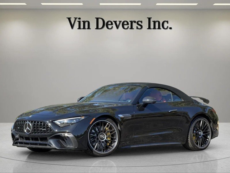 Used 2022  Mercedes-Benz AMG® SL 63 image 2