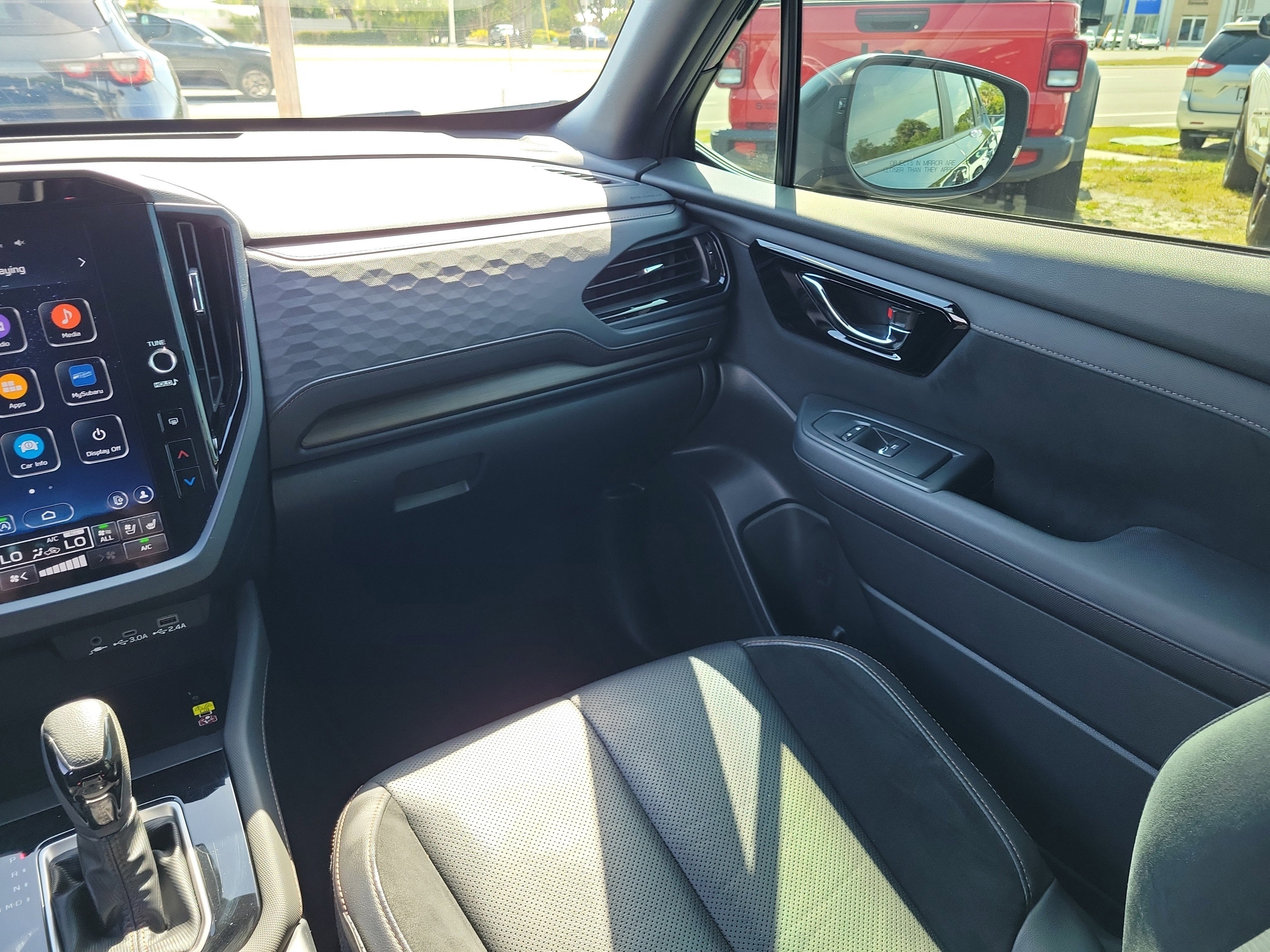 Used 2025 Crystal Black Silica Subaru Touring image 15
