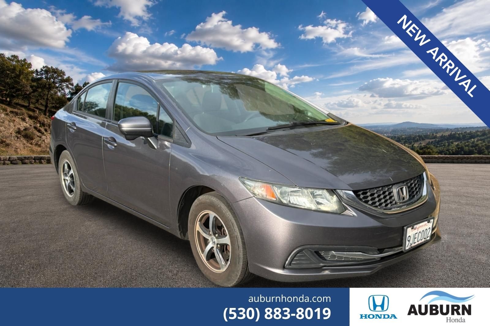 Used 2015  Honda SE image 1