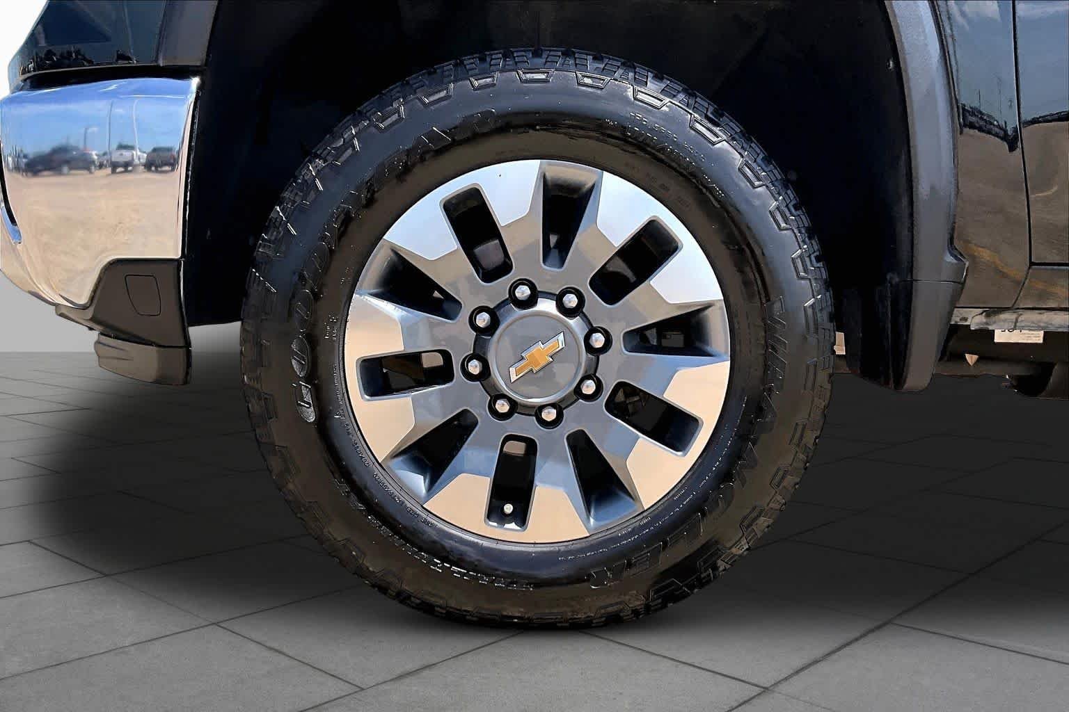 Used 2024 Black Chevrolet LT image 11