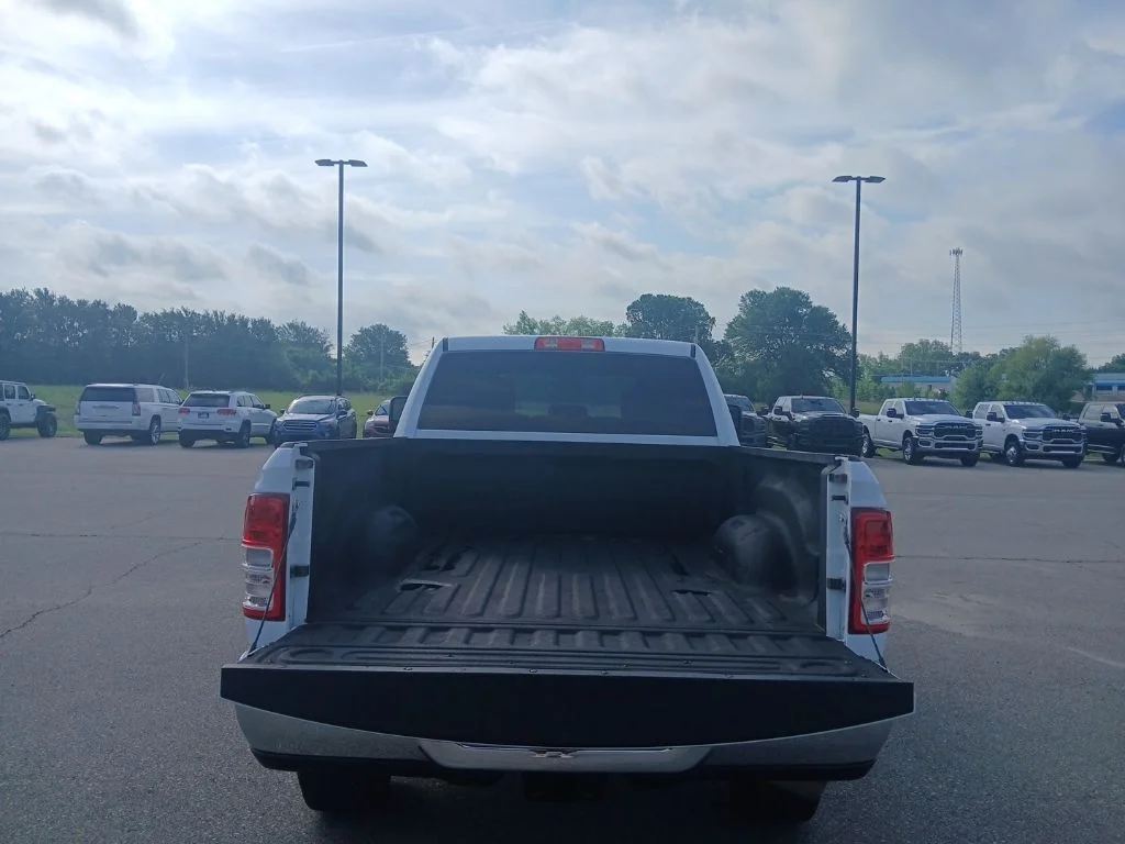 Used 2024 White Ram Big Horn image 12