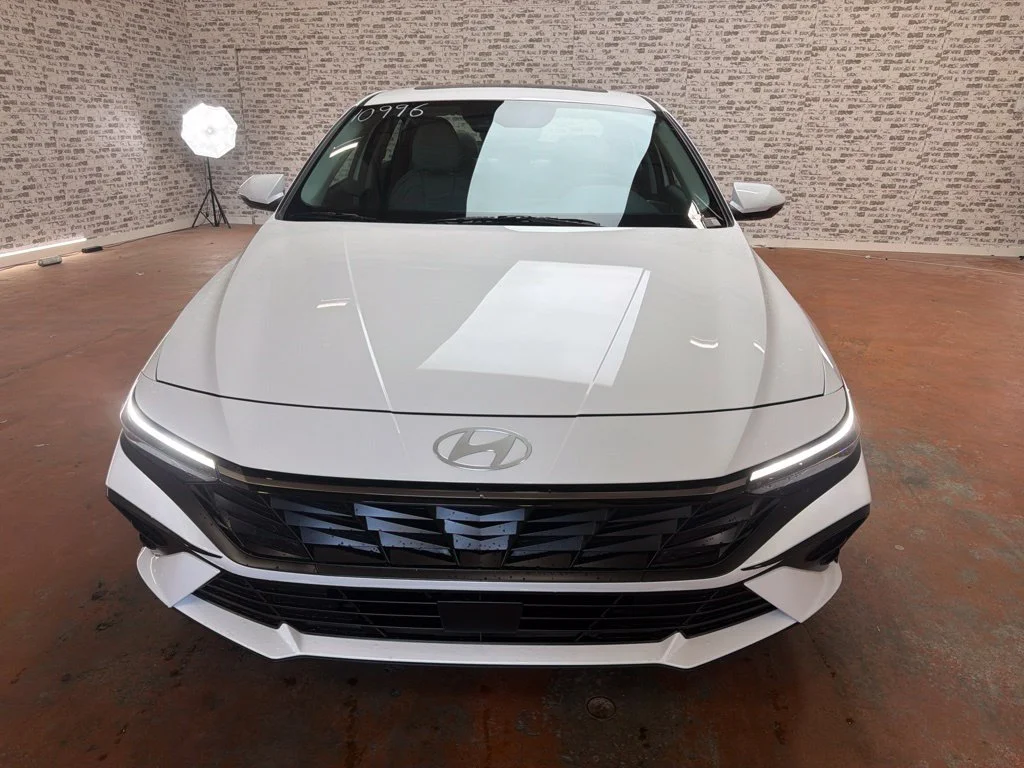 New 2026 Serenity White Hyundai Limited image 2