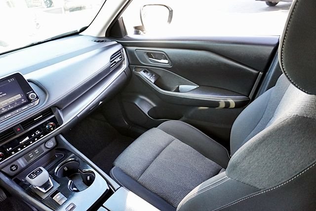 Used 2024 Silver Nissan SV image 21