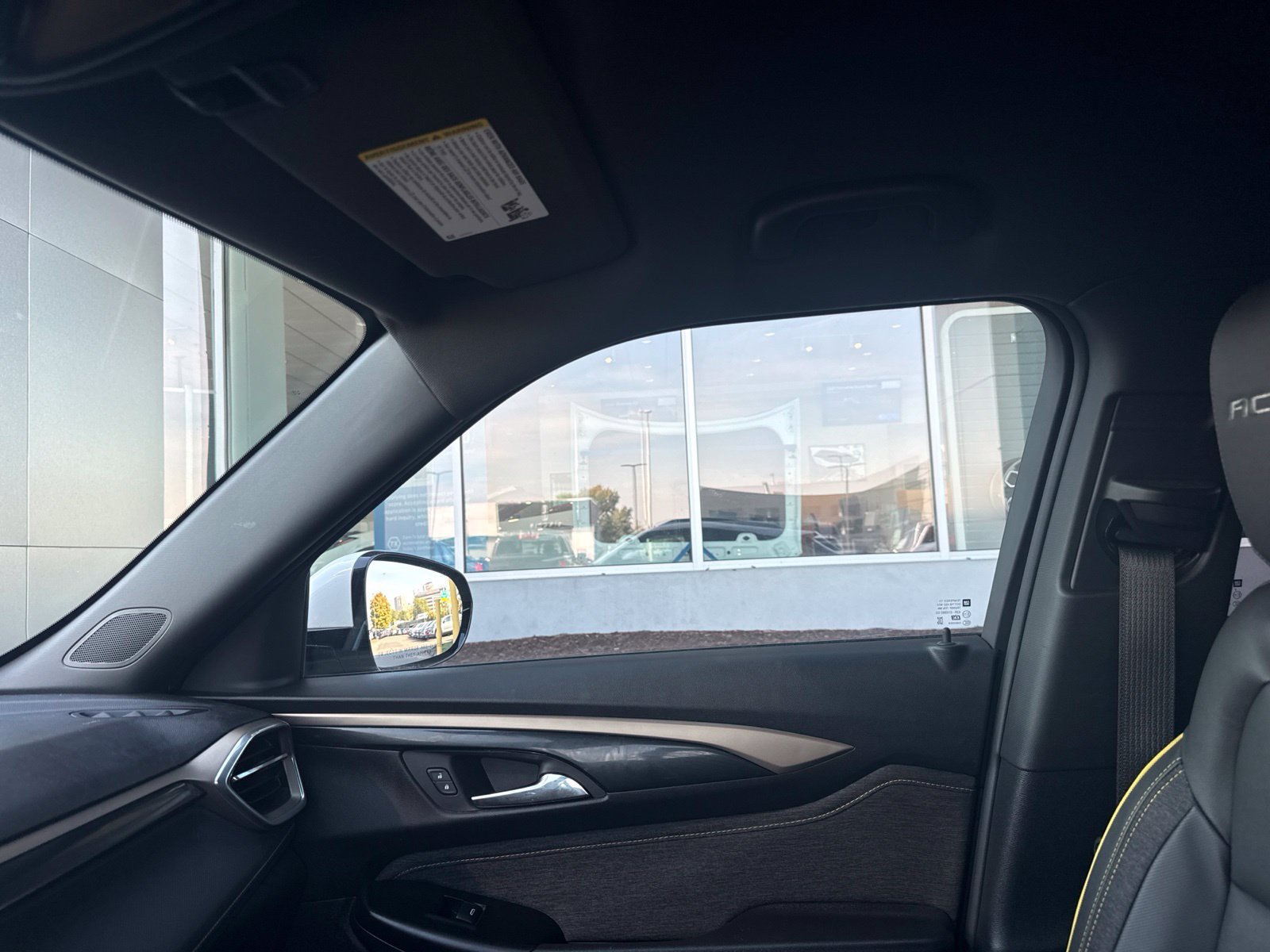 Used 2024 Cacti Green Chevrolet ACTIV image 23