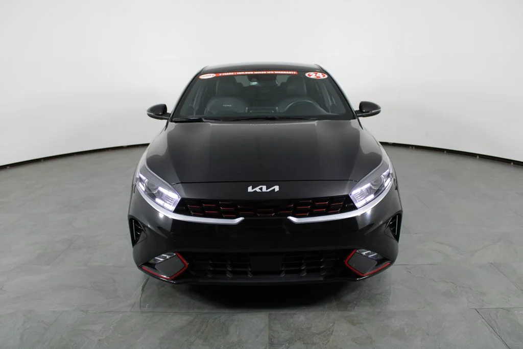 Used 2024 Black Kia GT-Line image 12
