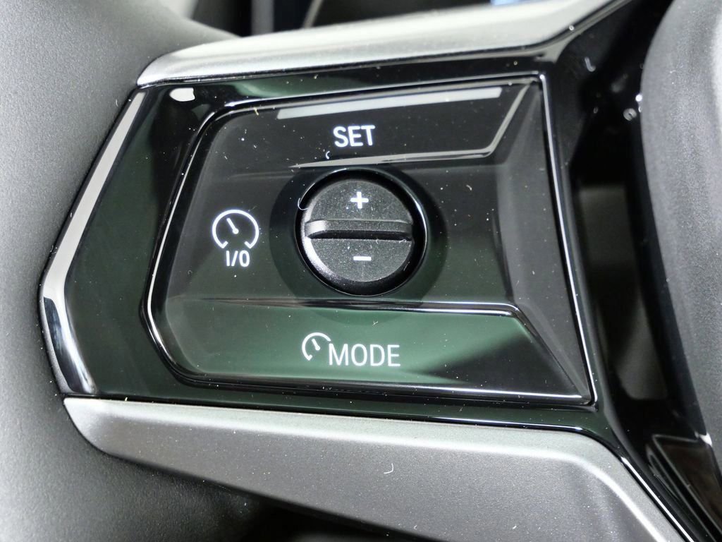 Used 2026 Skyscraper Grey Metallic BMW 30 xDrive image 40