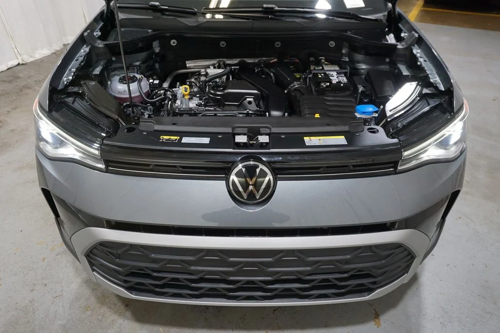 Certified Used 2025 Gray Volkswagen 1.5T SE image 26