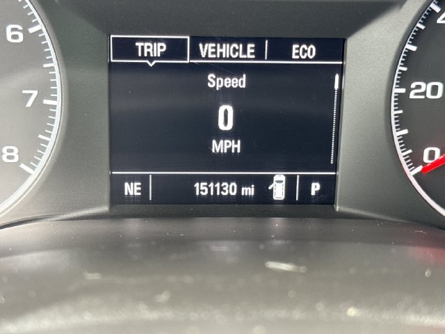 Used 2018 SUMMIT WHITE GMC SLE image 17