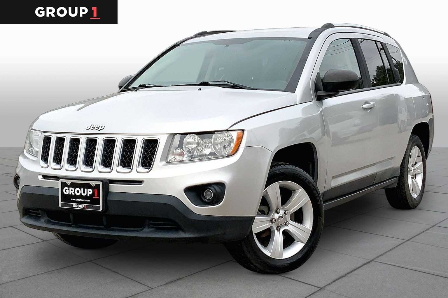2012 Jeep Compass Sport's photo