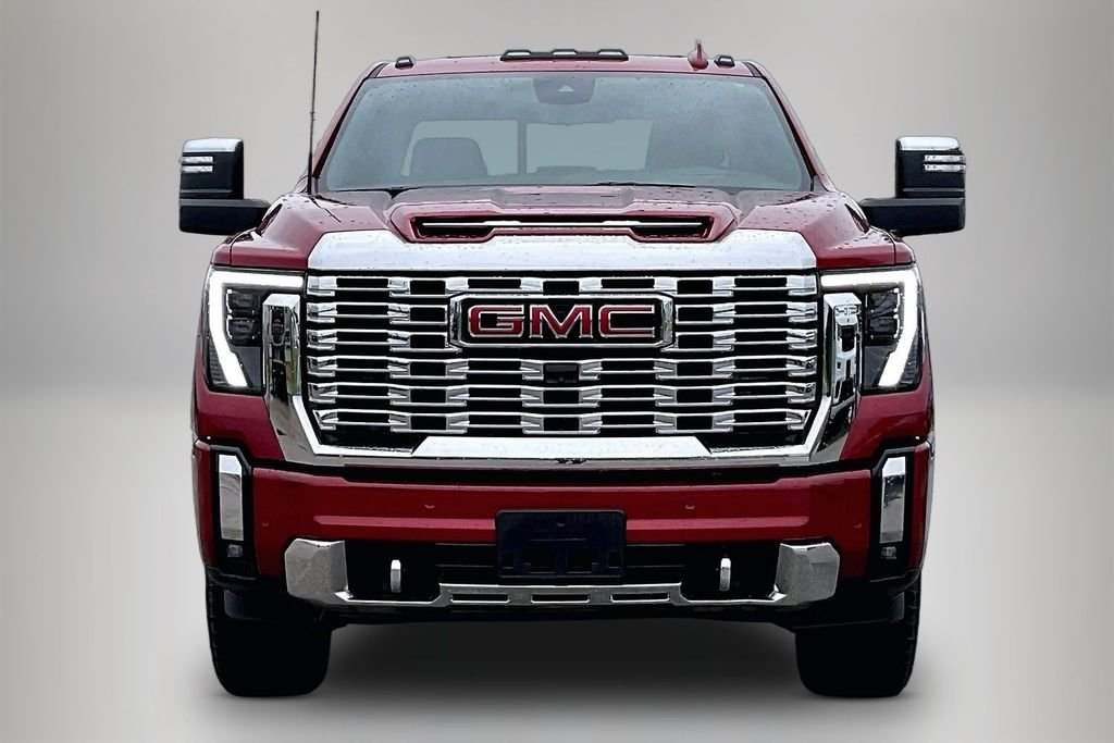 Used 2024 Red GMC Denali image 3