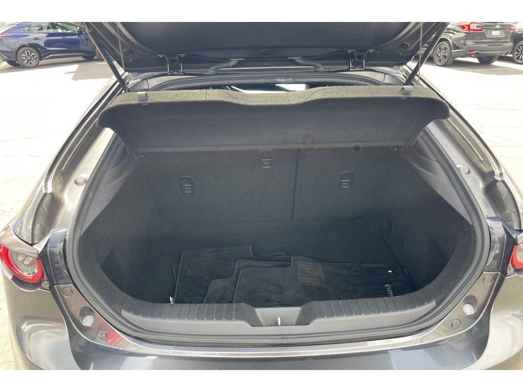 Used 2019 MACHINE GRAY METALLIC Mazda w/Preferred Pkg image 17