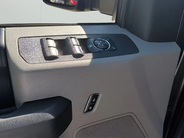 Used 2017 Gray Ford XL image 20
