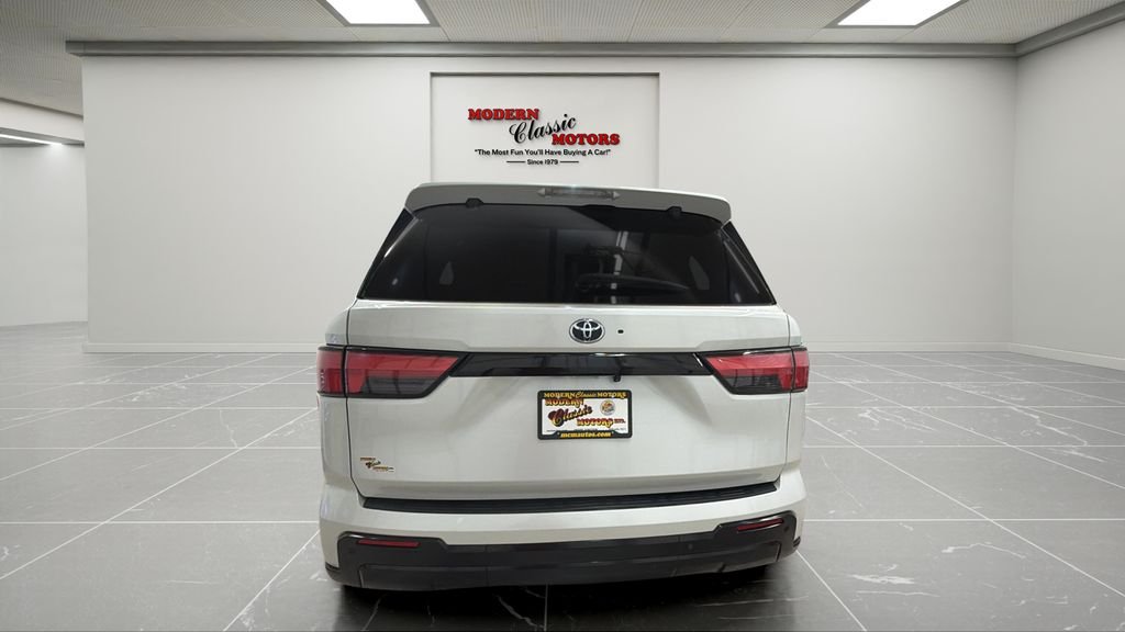 Used 2023 Beige Toyota Platinum image 4
