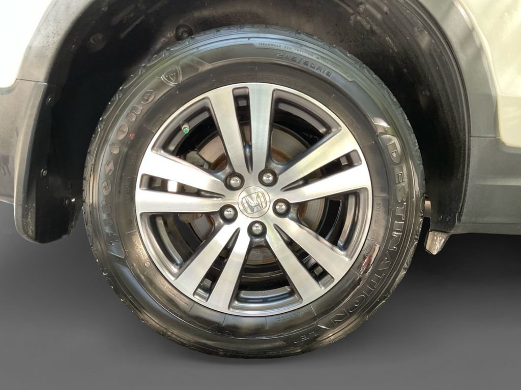 Used 2017 White Honda EX-L image 10
