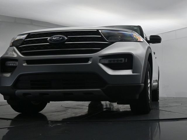 Used 2024 Silver Ford XLT image 31